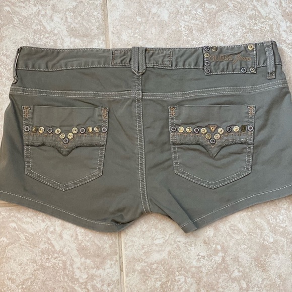 NEW Guess Shorts - Picture 3 of 5